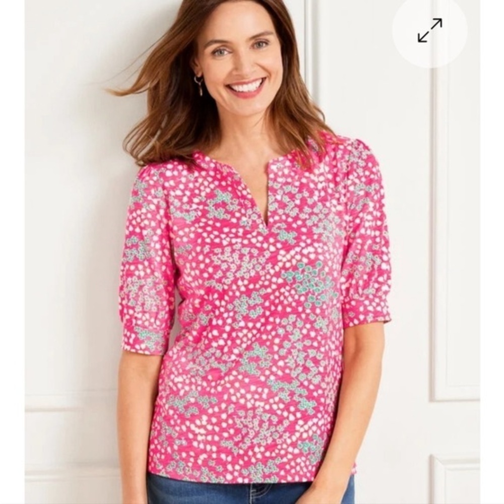 Talbots pink & green floral cotton modal notch neck top, small.